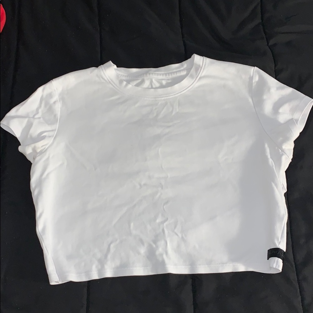 Alphalete - Crop T-Shirt